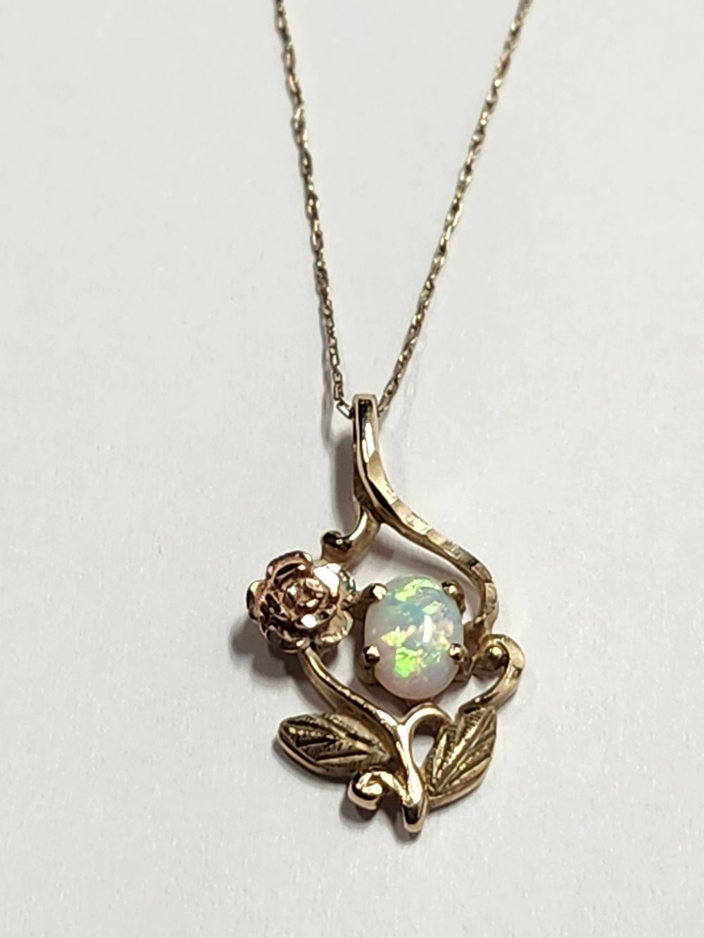 10K Black Hills Gold Floral Opal Pendant On 10K Gold 20" Chain- White Opal